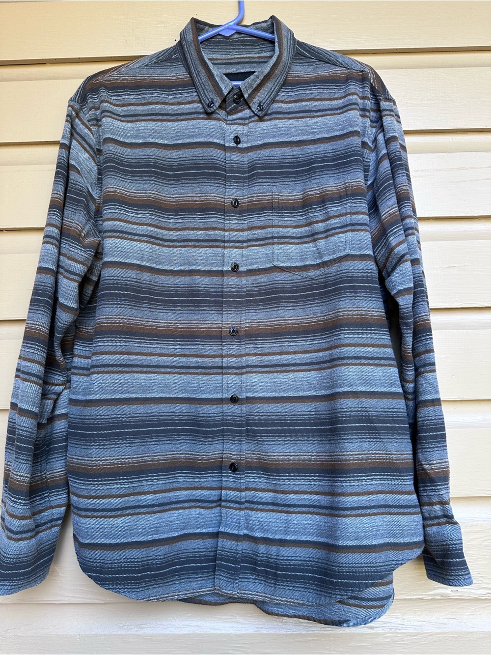 Rails Men’s Long Sleeve Button Down Shirt Size Large Grey Brown Stripe